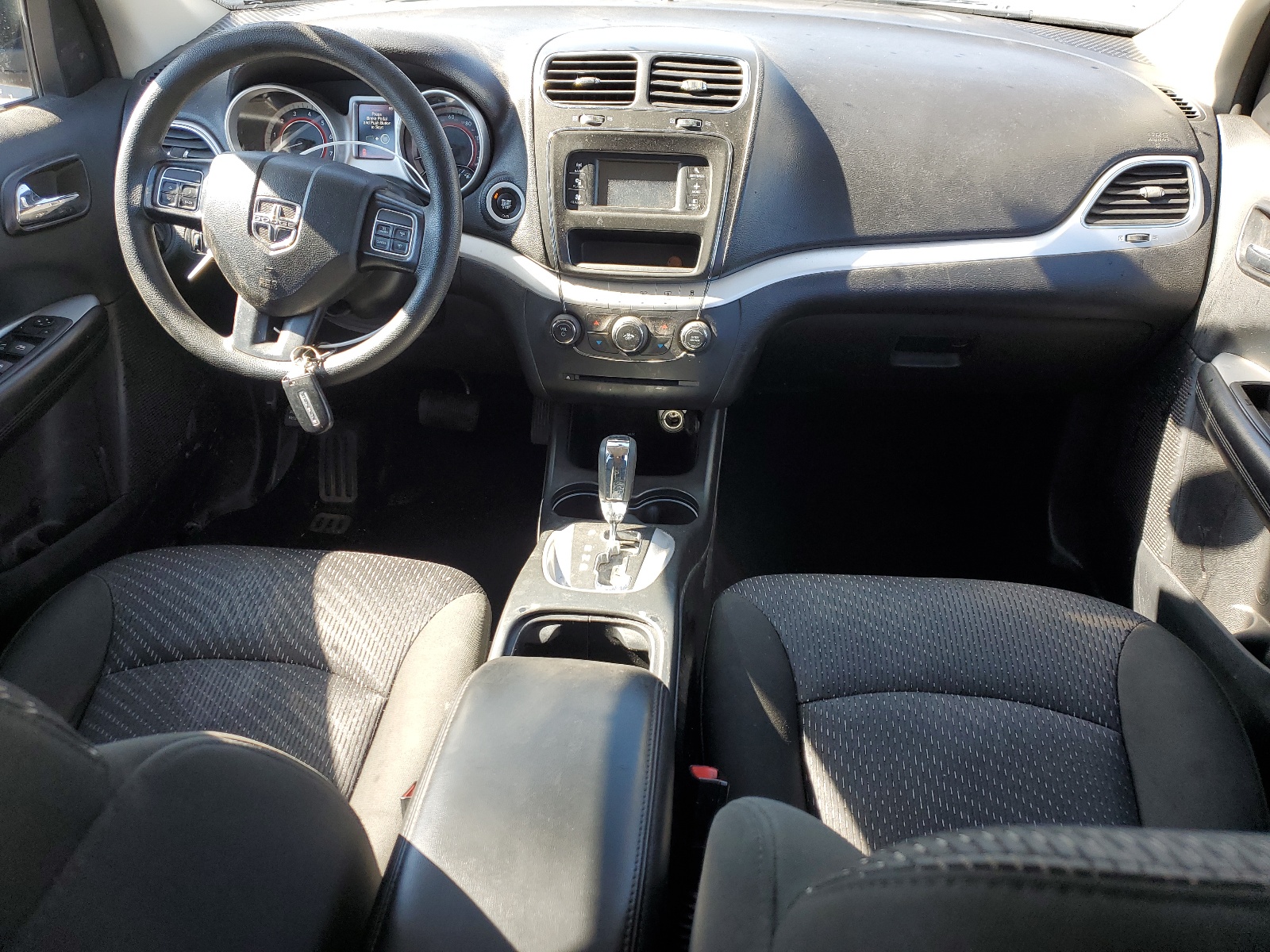 3C4PDCAB3KT744329 2019 Dodge Journey Se