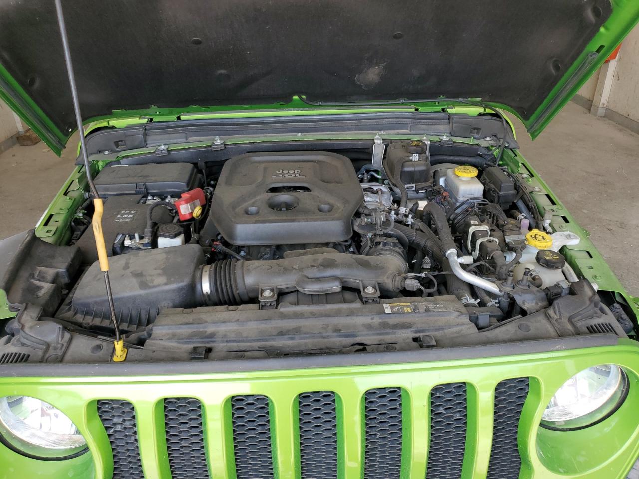 1C4HJXDN3JW286925 2018 Jeep Wrangler Unlimited Sport