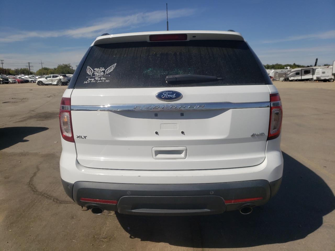 1FM5K8D82FGC09606 2015 Ford Explorer Xlt