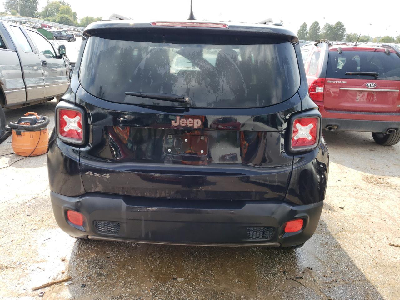 ZACCJBBT3GPC81759 2016 Jeep Renegade Latitude