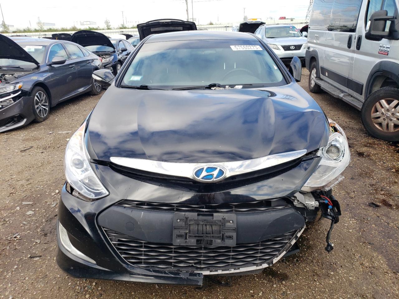 2014 Hyundai Sonata Hybrid VIN: KMHEC4A41EA117945 Lot: 67660273