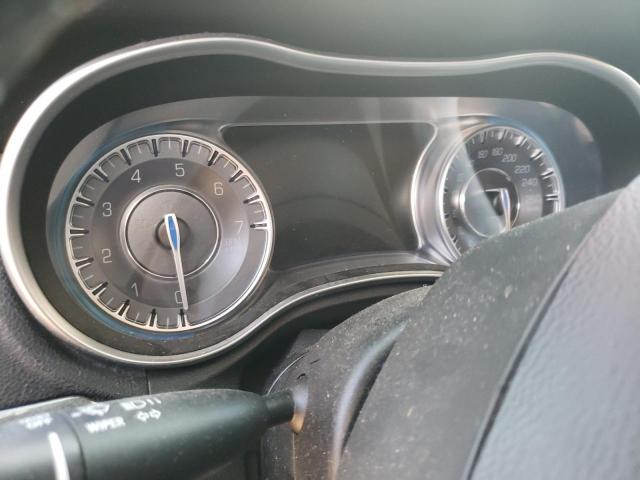 2016 CHRYSLER 300 LIMITED  
