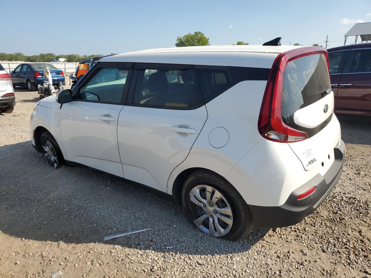 2020 Kia Soul Lx VIN: KNDJ23AU8L7713015 Lot: 70263353