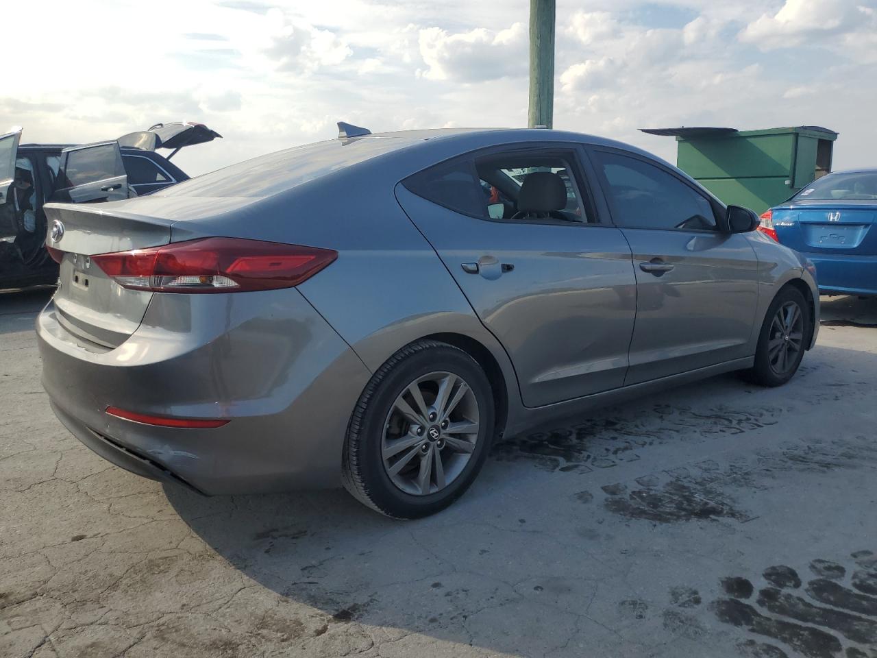 2018 Hyundai Elantra Sel VIN: 5NPD84LF4JH245812 Lot: 69153903