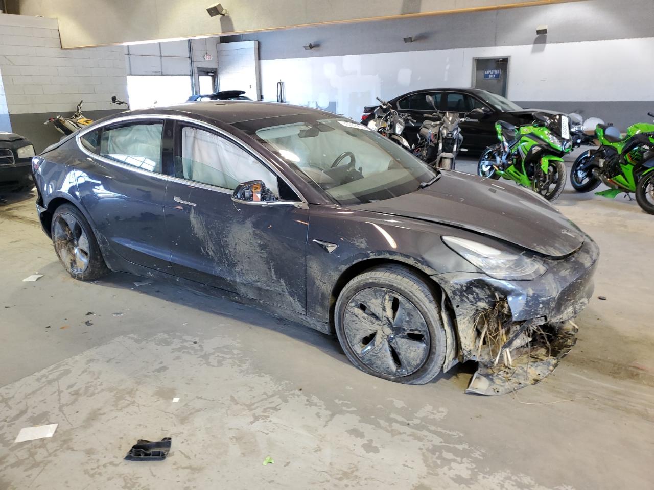 2018 Tesla Model 3 VIN: 5YJ3E1EA8JF052629 Lot: 66792403