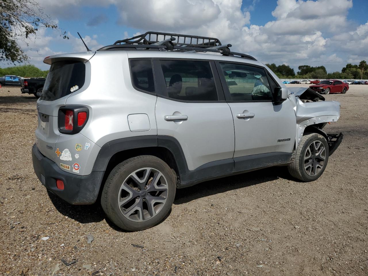 2015 Jeep Renegade Latitude VIN: ZACCJBBT0FPB62782 Lot: 67050653