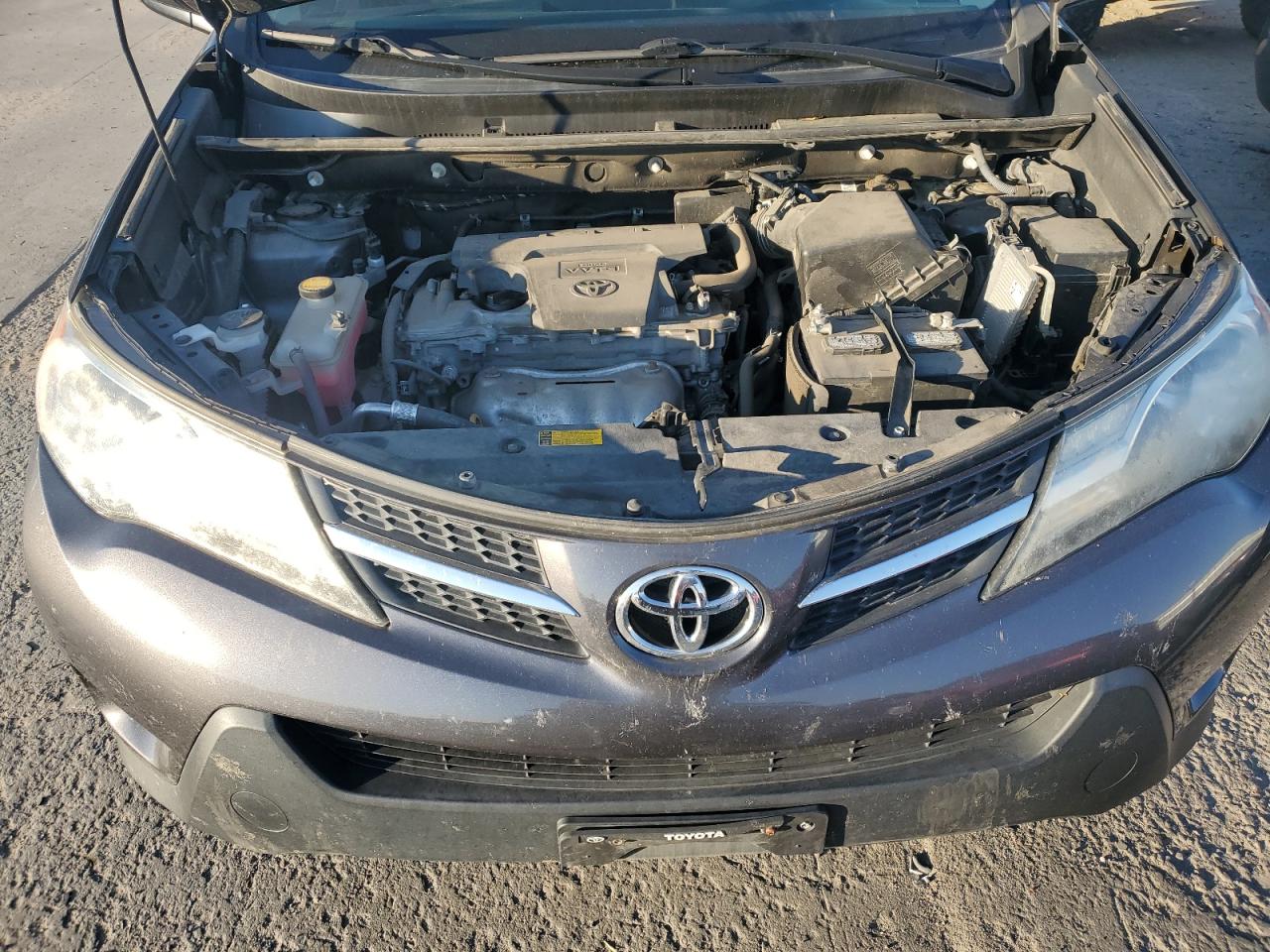 2T3RFREV5FW286561 2015 Toyota Rav4 Xle