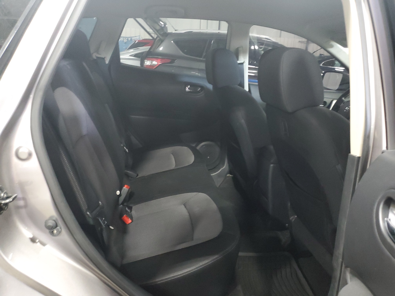 JN8AS5MV0BW684392 2011 Nissan Rogue S