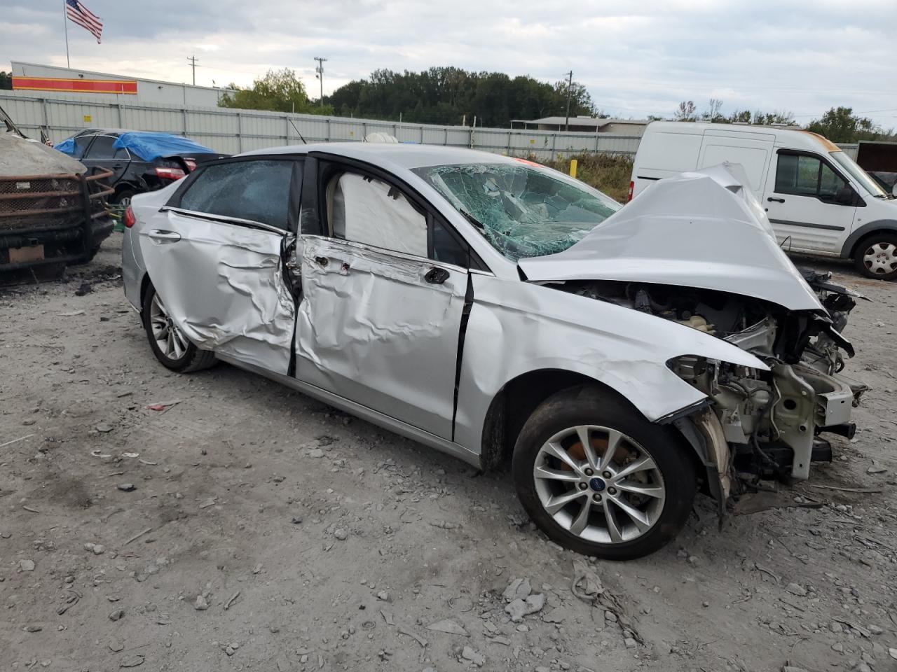 2017 Ford Fusion - Image 4