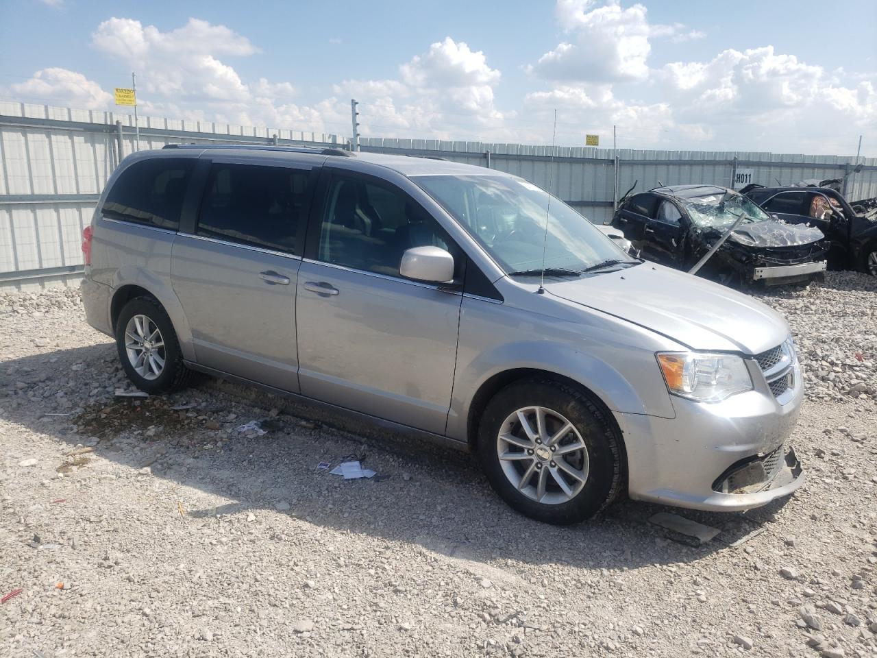 2C4RDGCG2LR160551 2020 Dodge Grand Caravan Sxt