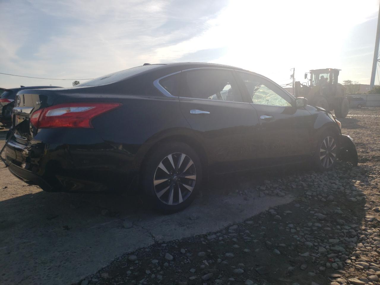 2016 Nissan Altima - Image 3