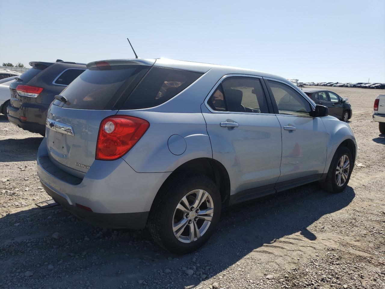 2014 Chevrolet Equinox - Image 3