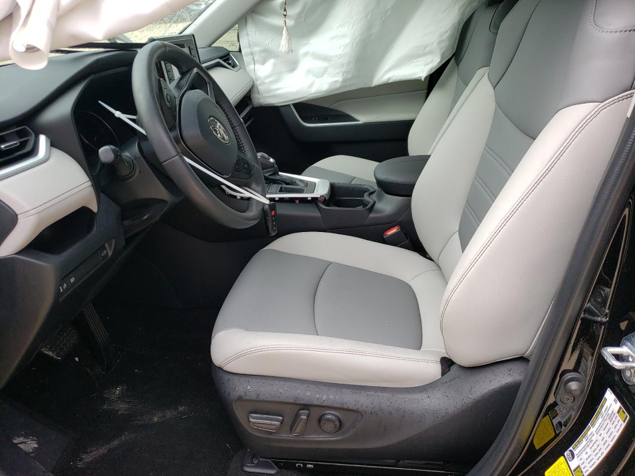 2021 Toyota Rav4 Xle Premium VIN: 2T3C1RFV2MC172311 Lot: 67254283