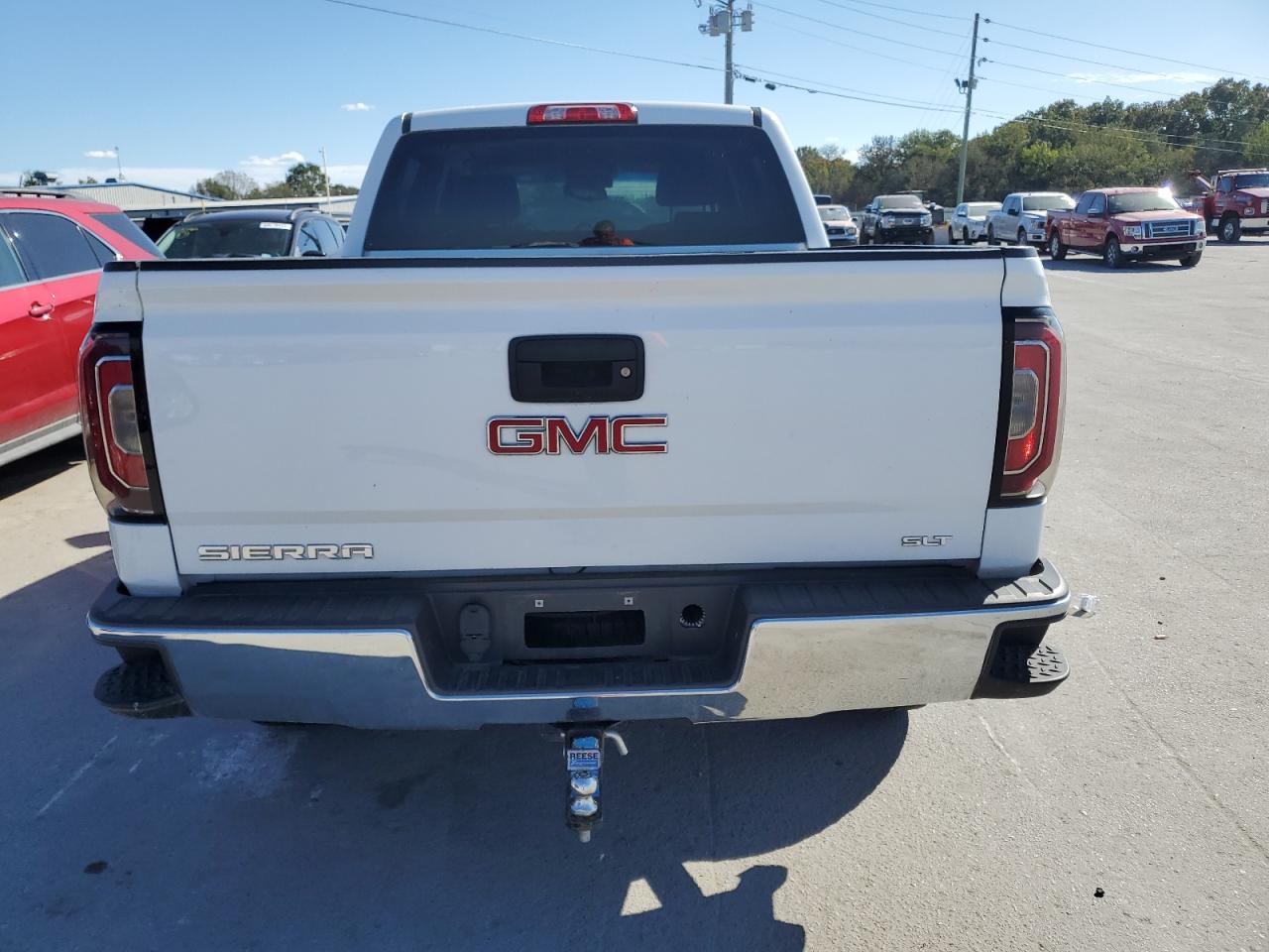 3GTU2NEC4JG107335 2018 GMC Sierra K1500 Slt