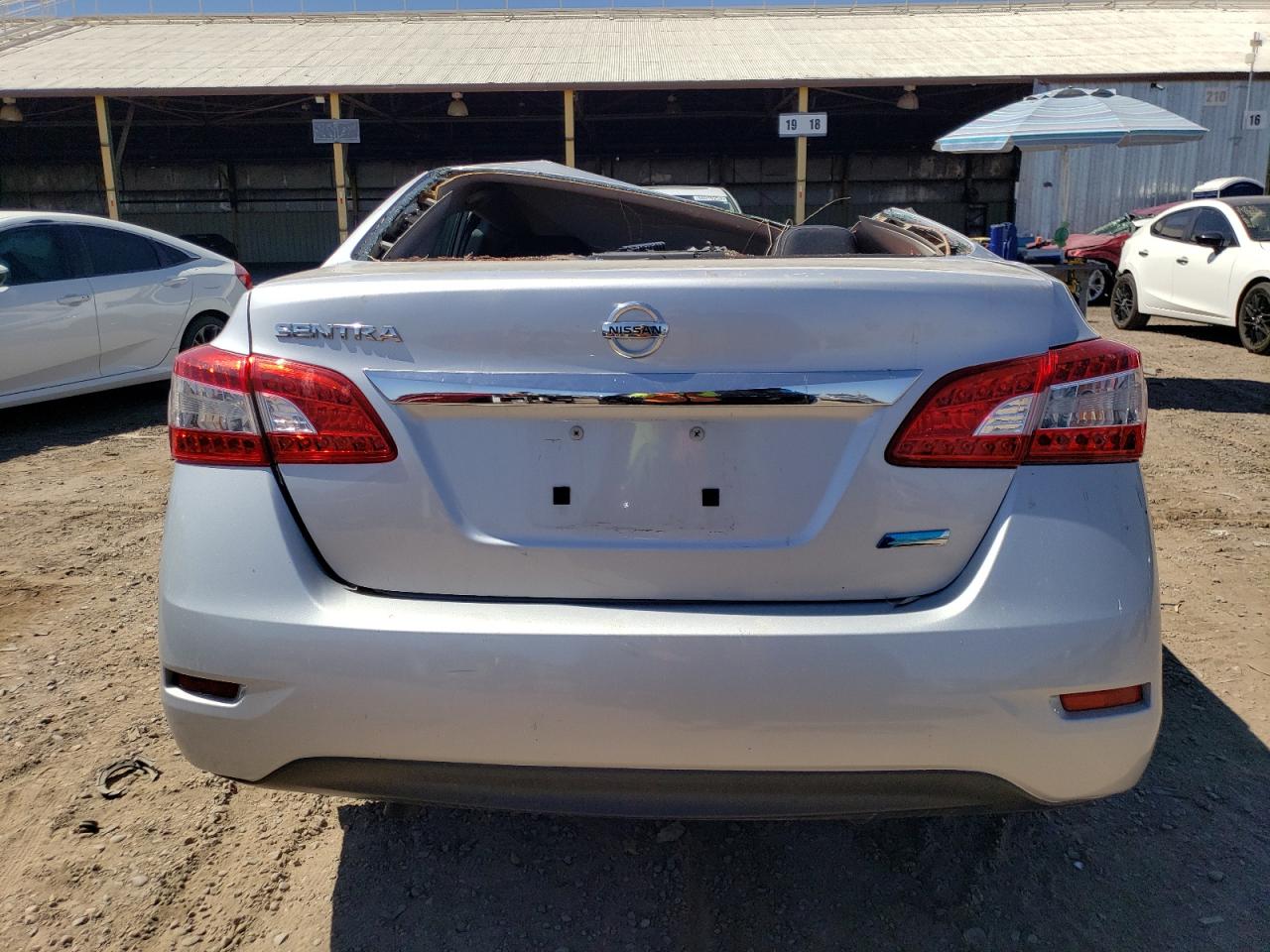 2014 Nissan Sentra - Image 6