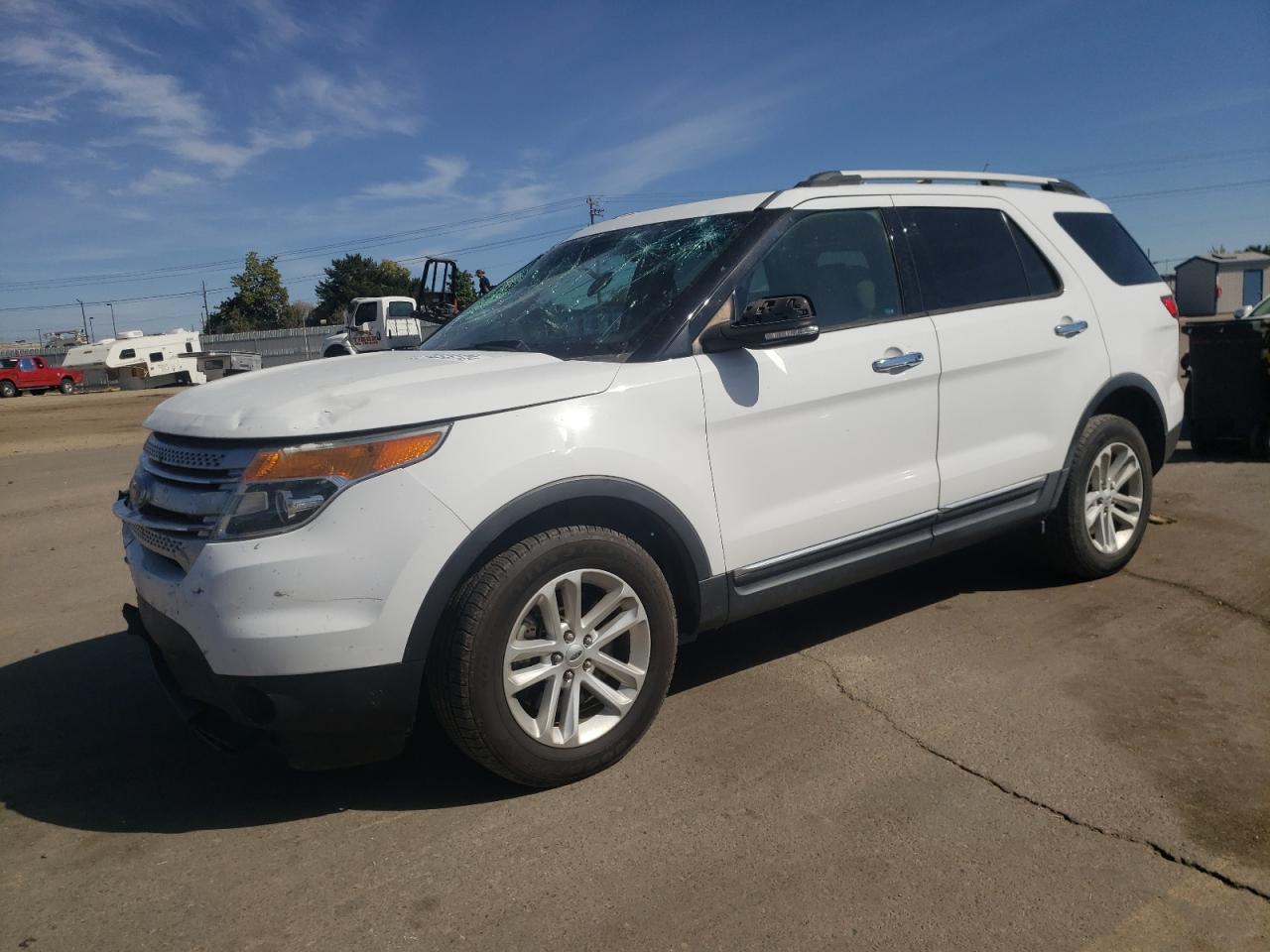 1FM5K8D82FGC09606 2015 Ford Explorer Xlt