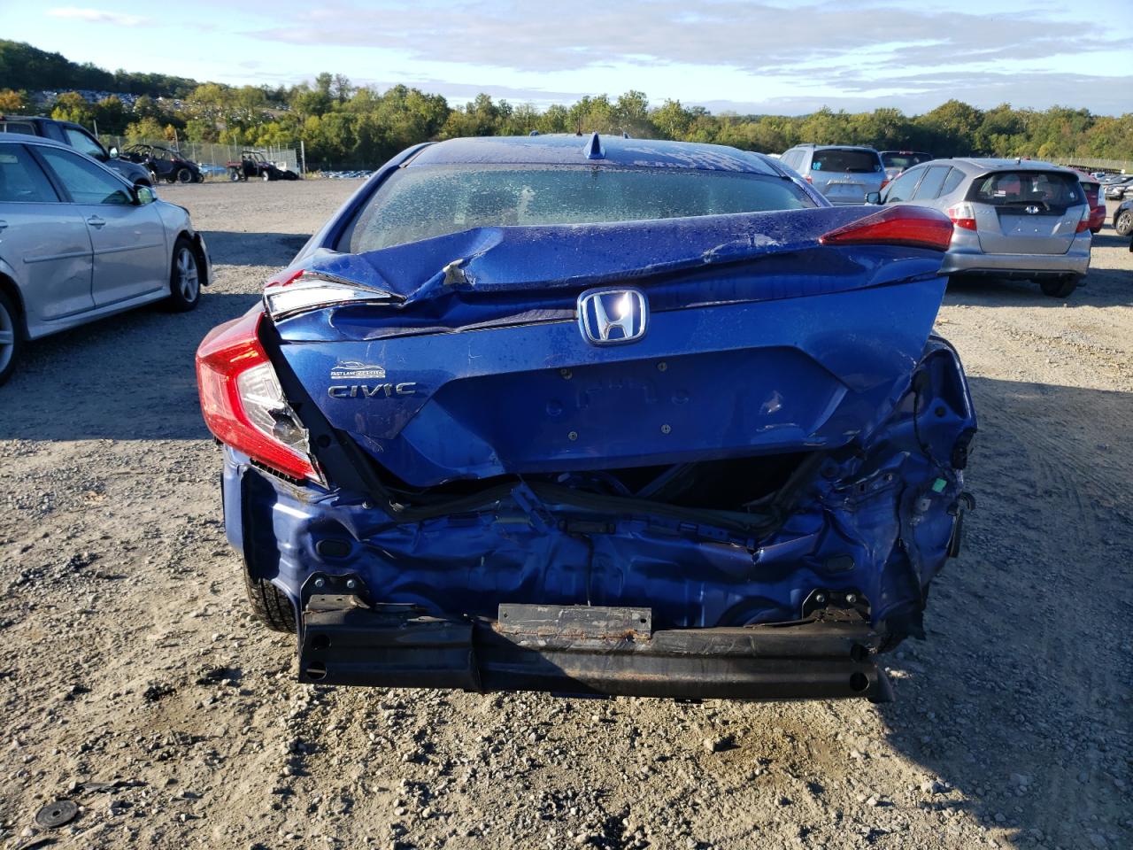 2HGFC2F70JH532509 2018 Honda Civic Ex