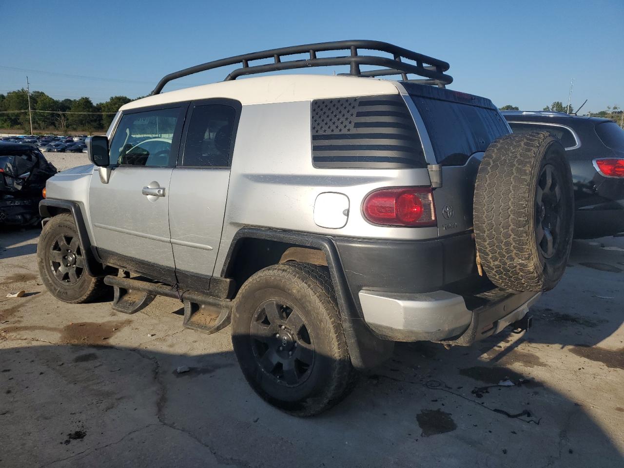 JTEBU11F770087231 2007 Toyota Fj Cruiser 2007 Toyota Fj Cruiser VIN: JTEBU11F770087231 Lot: 67824003