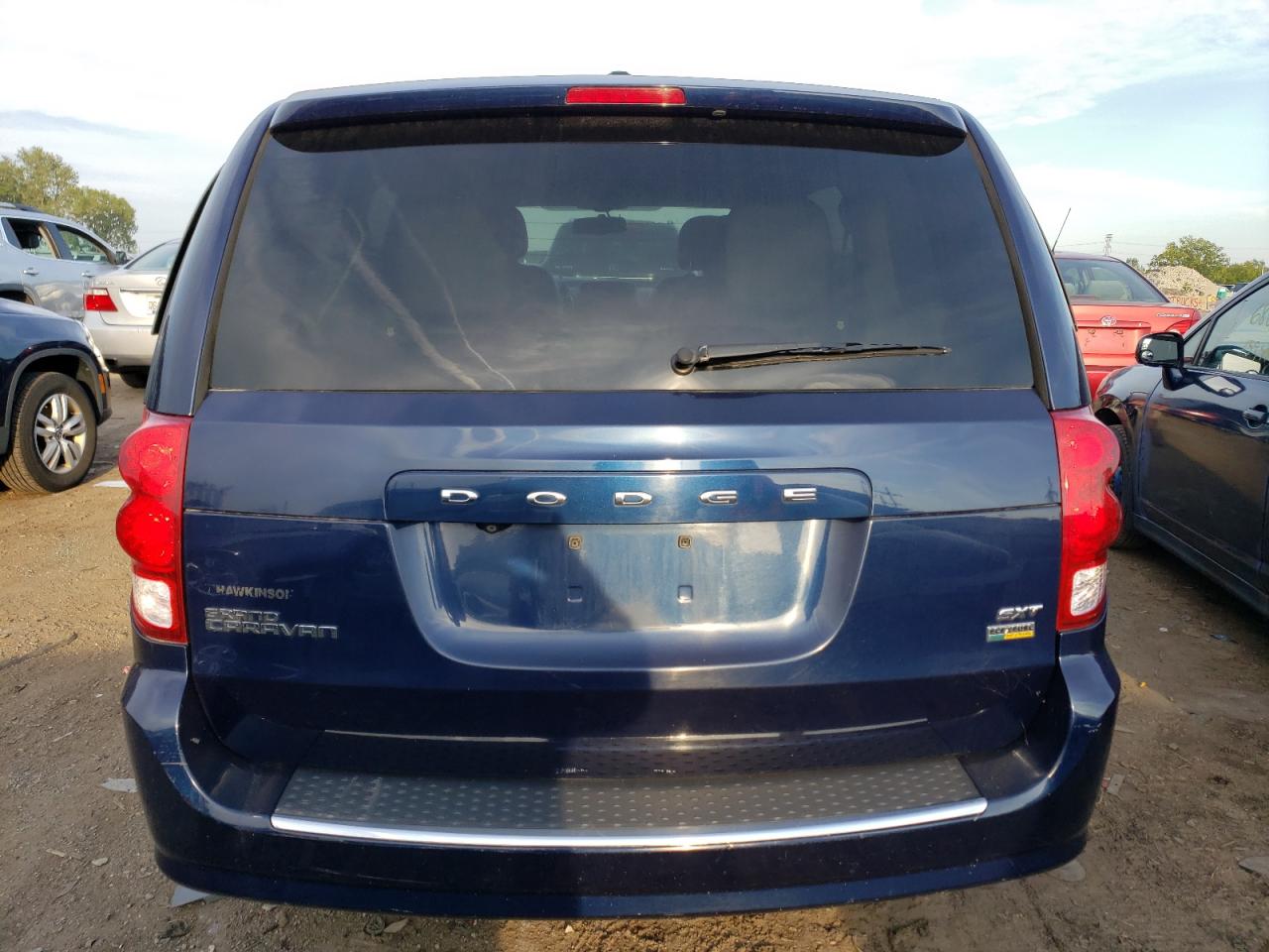 2C4RDGCGXHR681105 2017 Dodge Grand Caravan Sxt