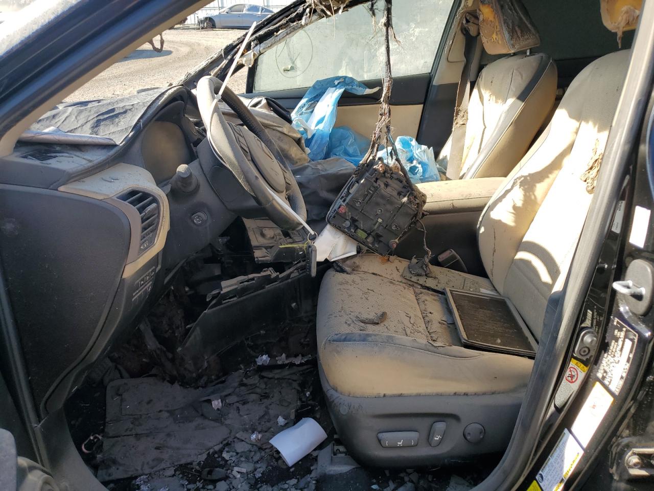 2017 Lexus Nx 200T Base VIN: JTJYARBZXH2052085 Lot: 68250613