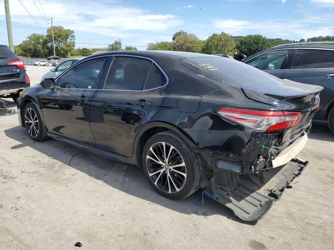 4T1B11HK4JU065134 2018 Toyota Camry L