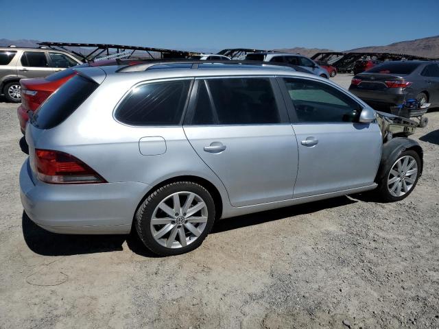 Кросовери VOLKSWAGEN JETTA 2013 Сріблястий