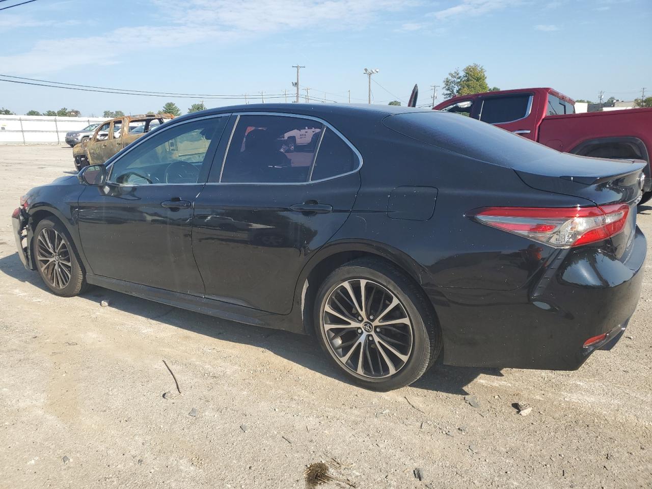 JTNB11HK4J3003030 2018 Toyota Camry L