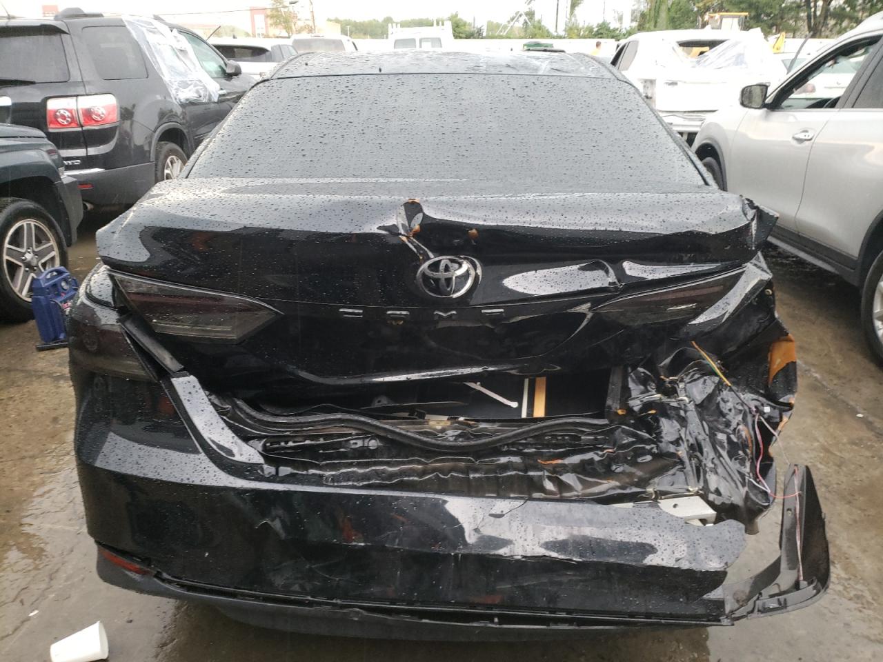 4T1B11HK1JU066290 2018 Toyota Camry L