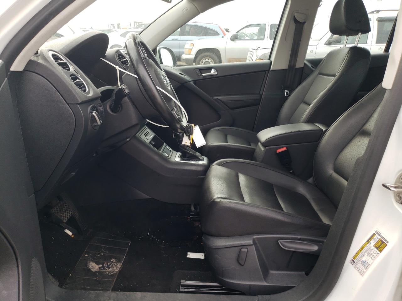 WVGAV7AXXGW519473 2016 Volkswagen Tiguan S