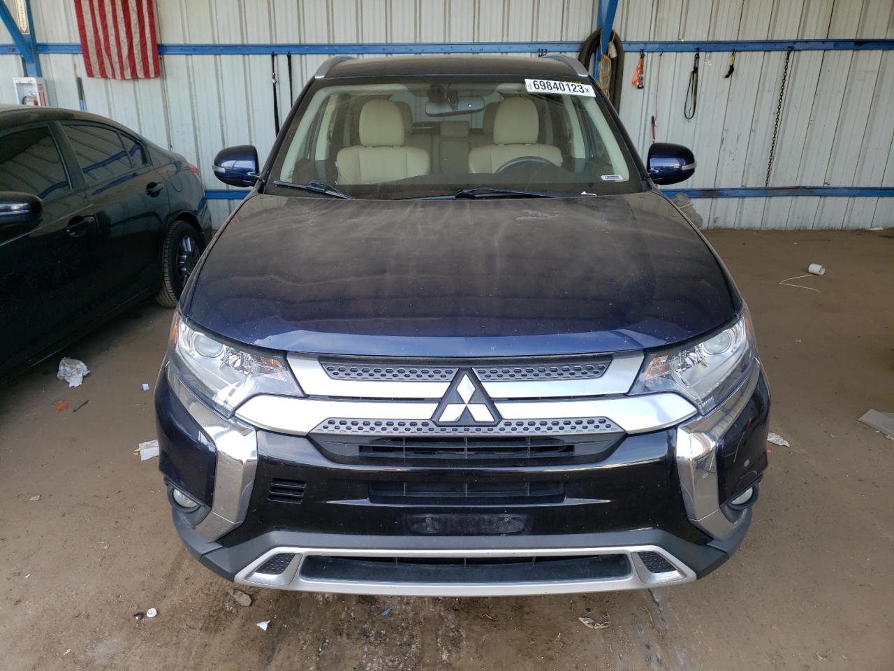 JA4AZ3A32KZ044126 2019 Mitsubishi Outlander Se