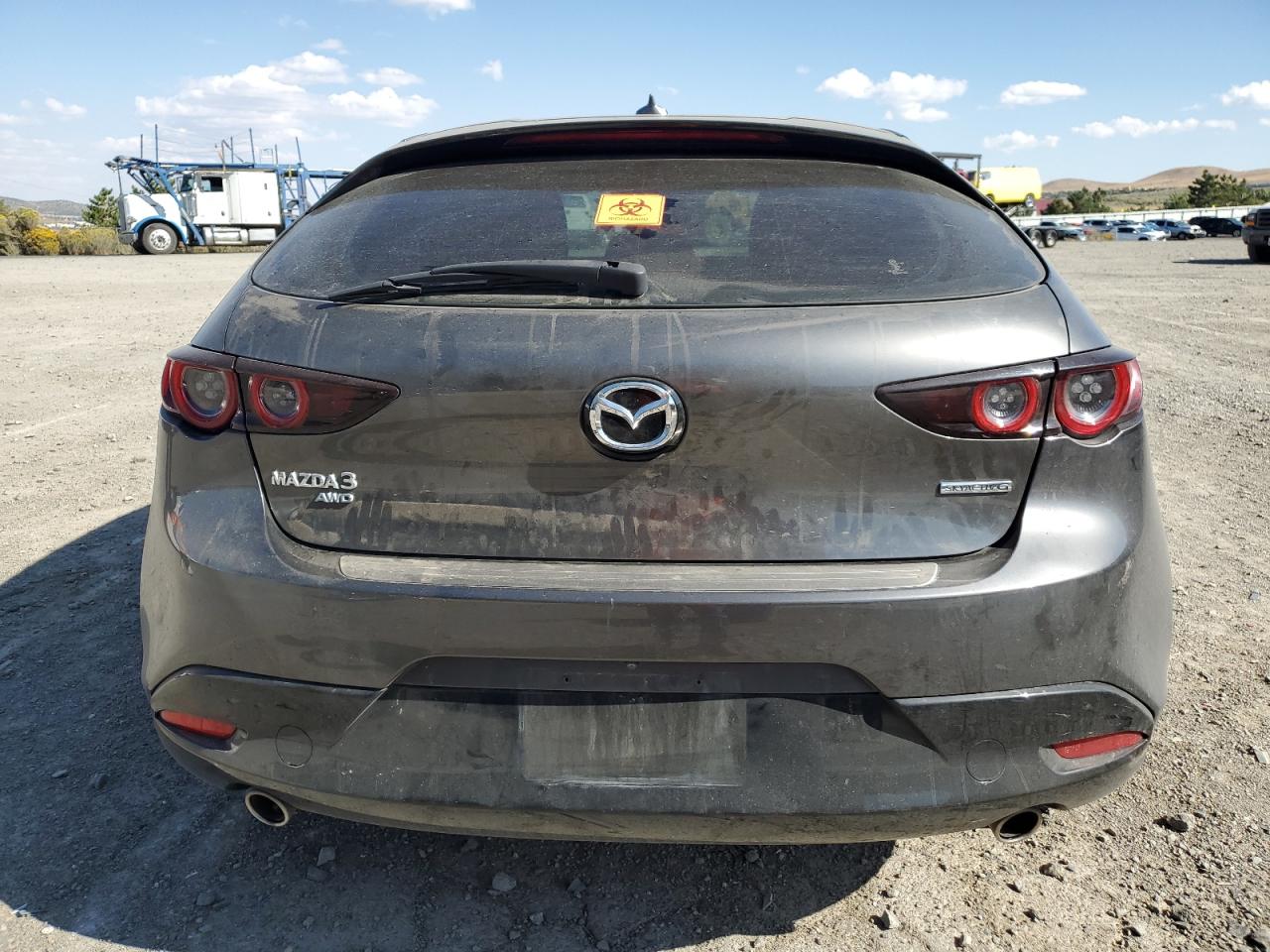 JM1BPBMM2K1143722 2019 Mazda 3 Preferred