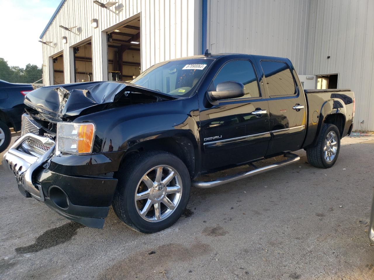 3GTP2XE27BG300869 2011 GMC Sierra K1500 Denali