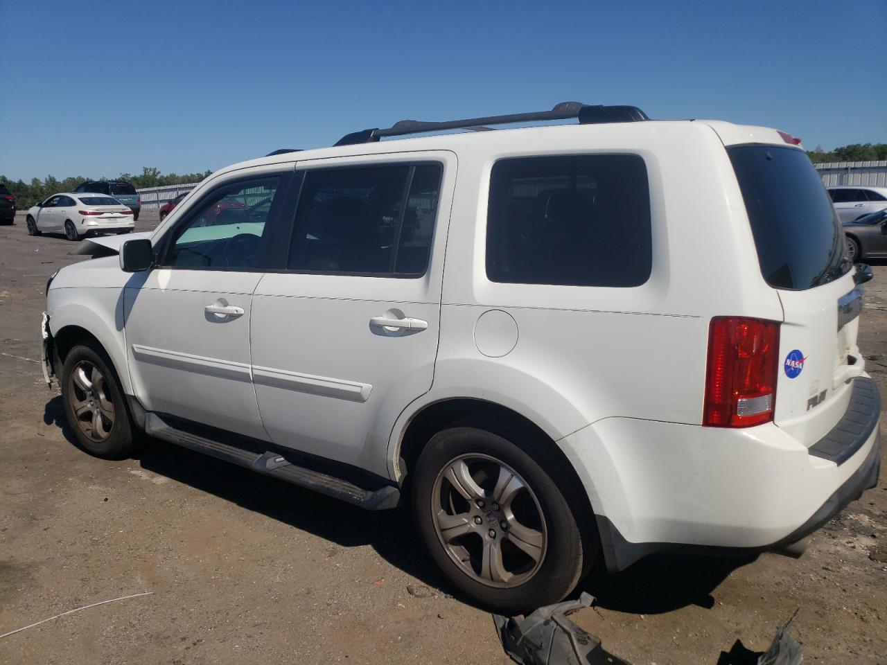2014 Honda Pilot - Image 2