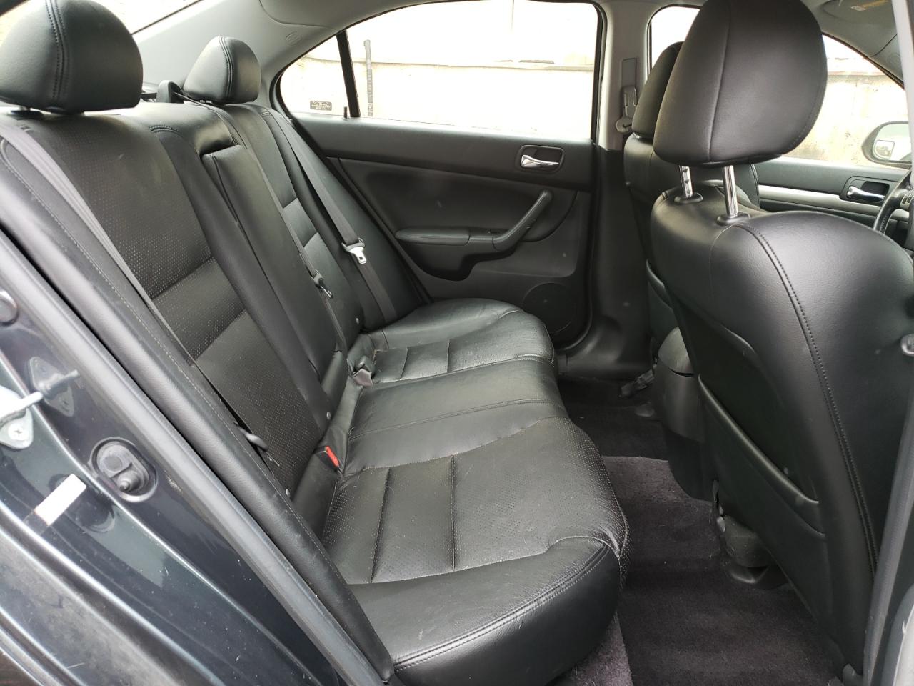 2005 Acura TSX - Image 10