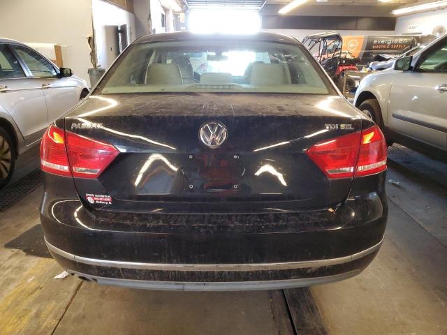 Sedans VOLKSWAGEN PASSAT 2012 Black