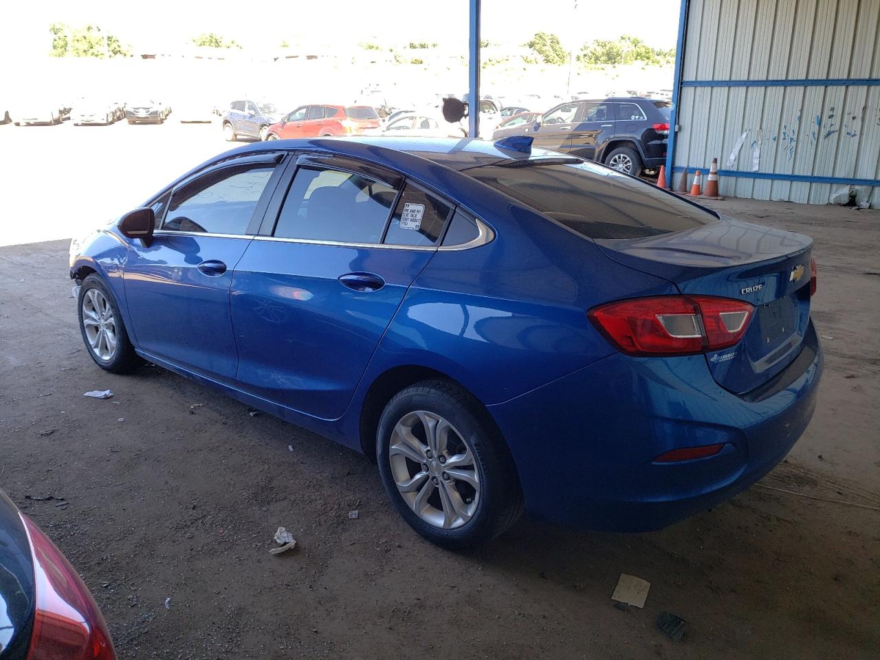 VIN 1G1BE5SM3K7112608 2019 CHEVROLET CRUZE no.2