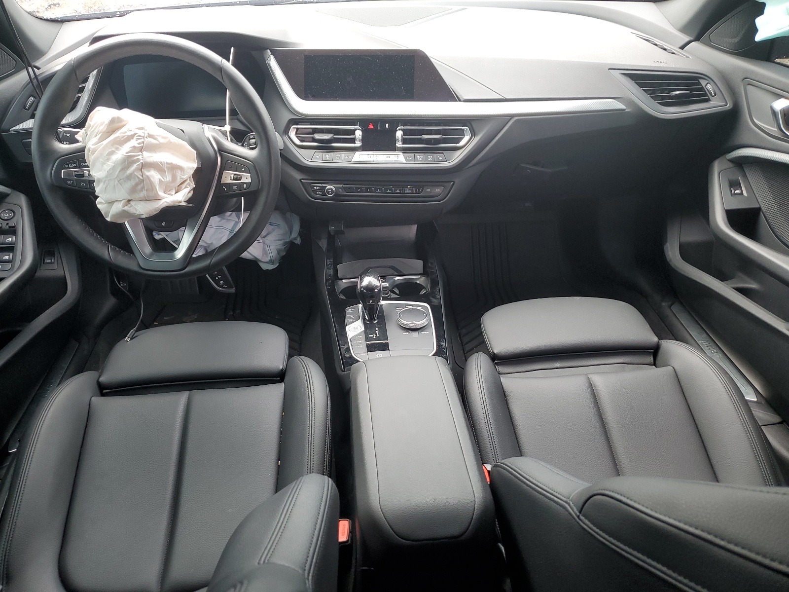 WBA73AK03P7L47216 2023 BMW 228Xi