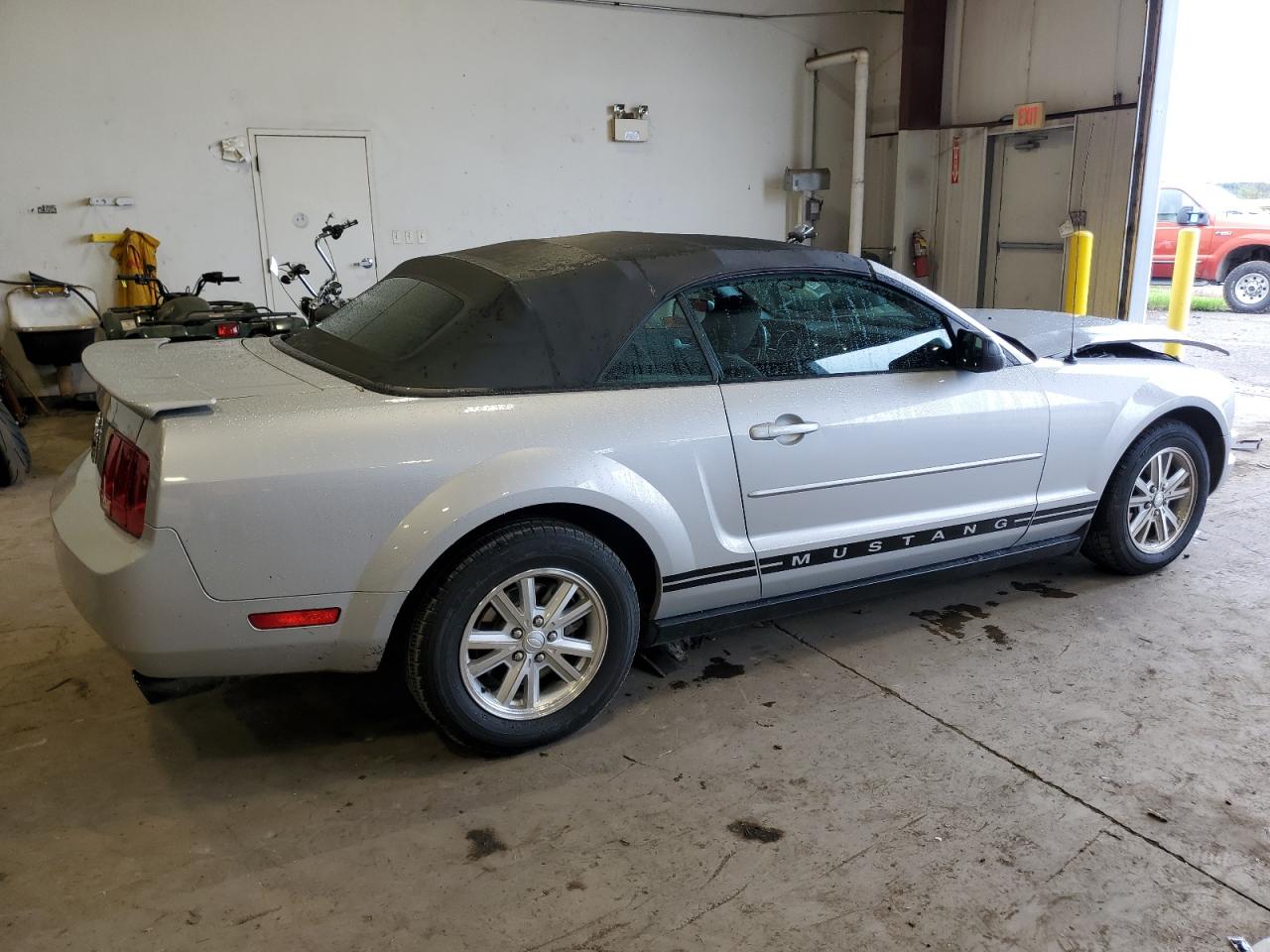 2008 Ford Mustang VIN: 1ZVHT84N685189036 Lot: 69560643