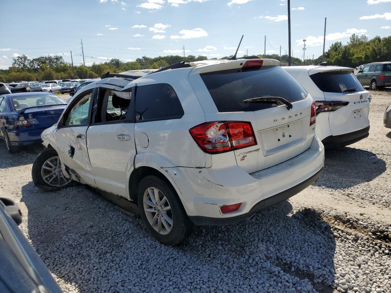 2018 Dodge Journey - Image 2