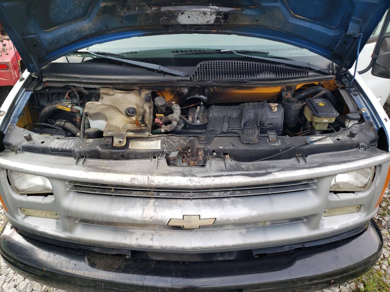 2001 Chevrolet Express Cutaway G3500 VIN: 1GBHG31R411196201 Lot: 66170003