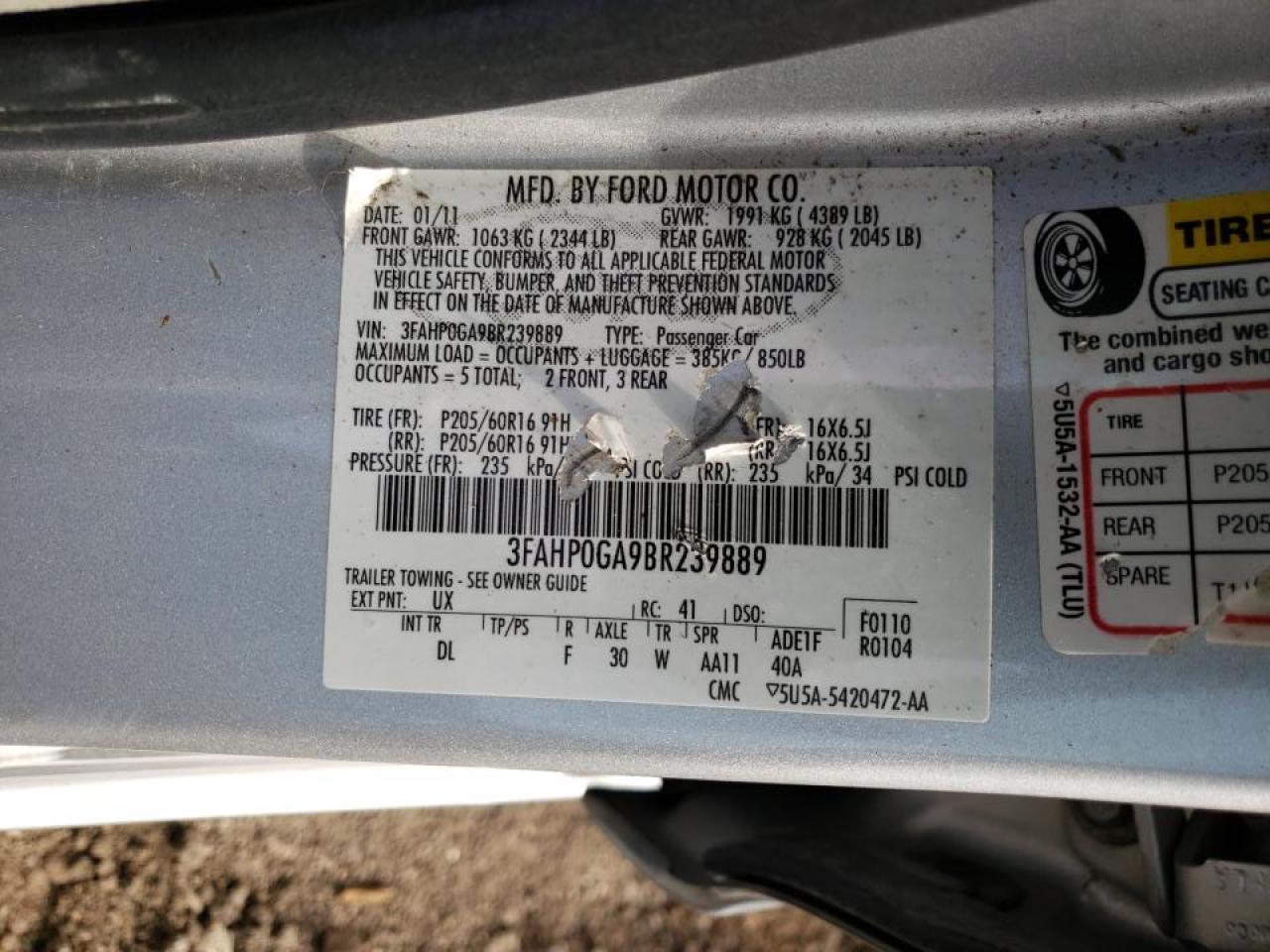 2011 Ford Fusion - Image 12