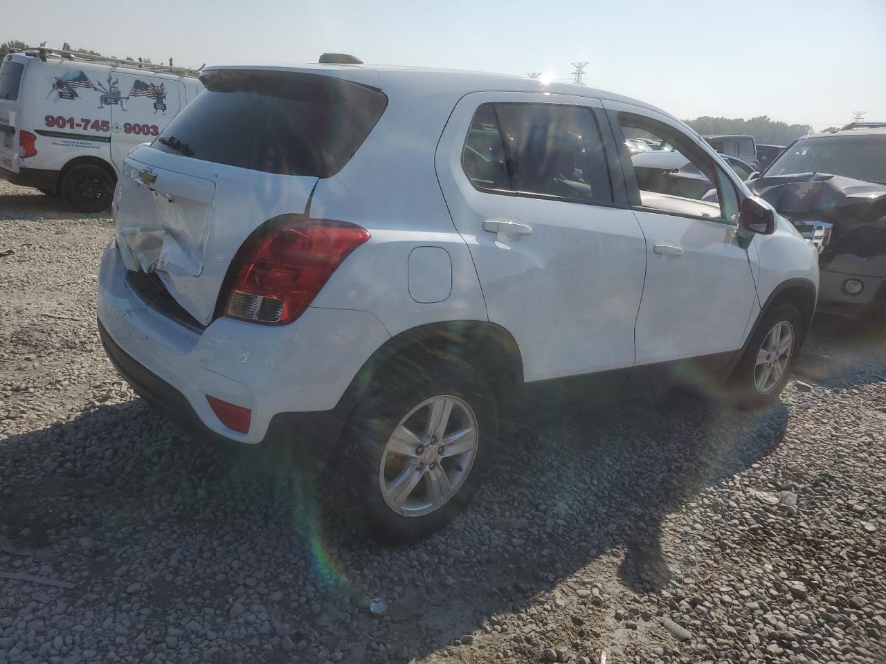 KL7CJNSB2LB060857 2020 Chevrolet Trax Ls