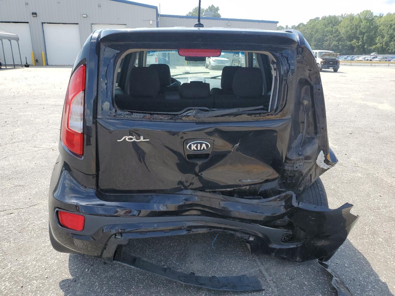 VIN KNDJT2A50D7606056 2013 KIA SOUL no.6