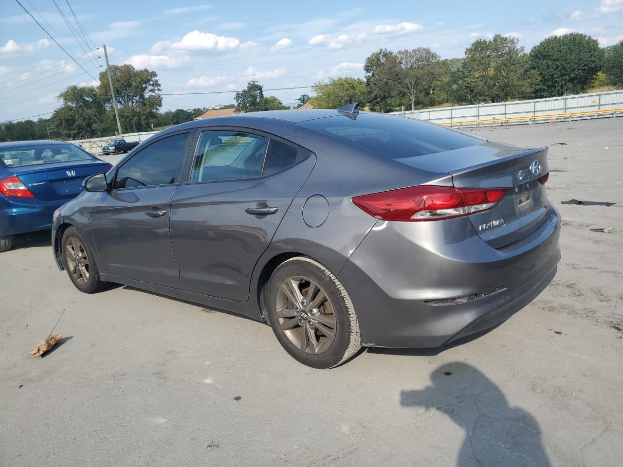 5NPD84LF4JH245812 2018 Hyundai Elantra Sel