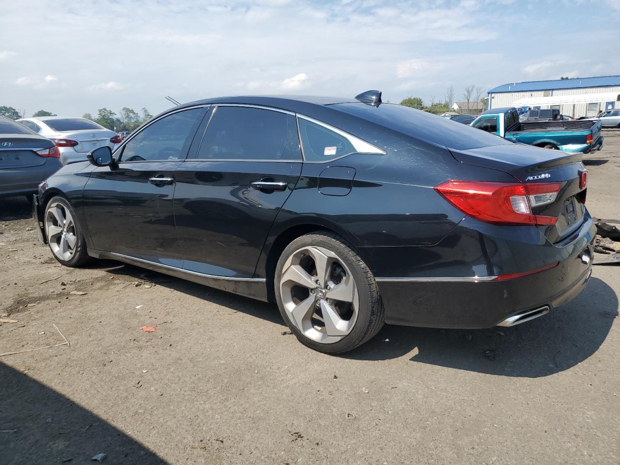 2018 Honda Accord Touring VIN: 1HGCV2F99JA026707 Lot: 66964823