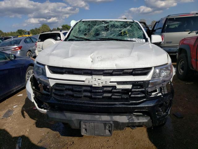  CHEVROLET COLORADO 2021 Белы