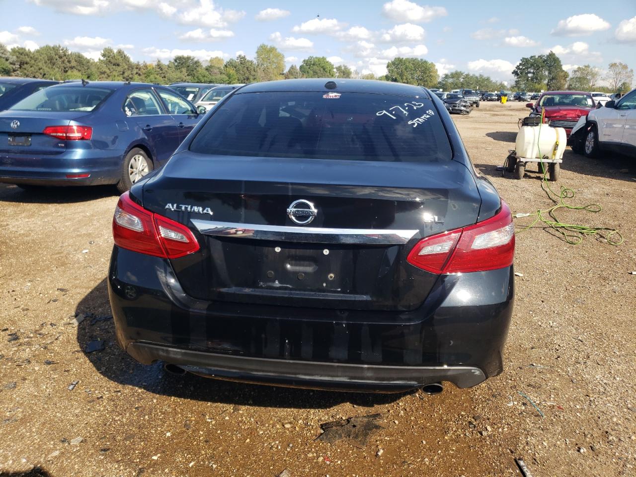 1N4AL3AP8JC211798 2018 Nissan Altima 2.5