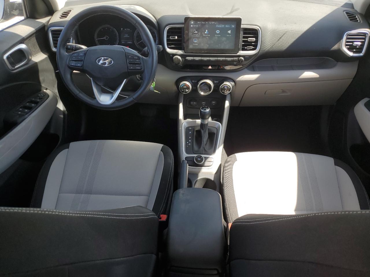 2020 Hyundai Venue Sel VIN: KMHRC8A33LU018510 Lot: 69083333