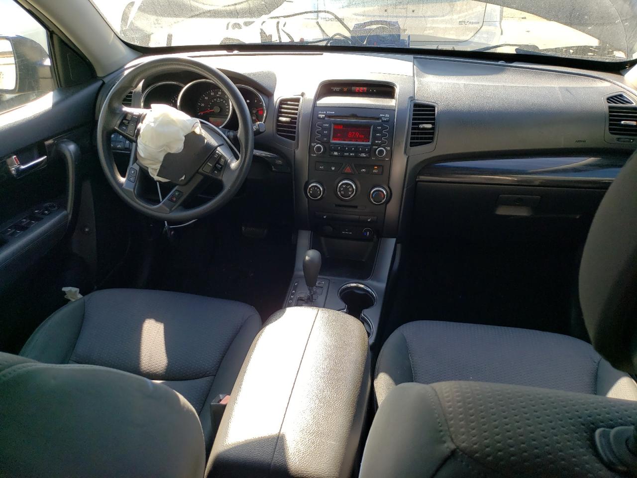 2011 Kia Sorento - Image 8