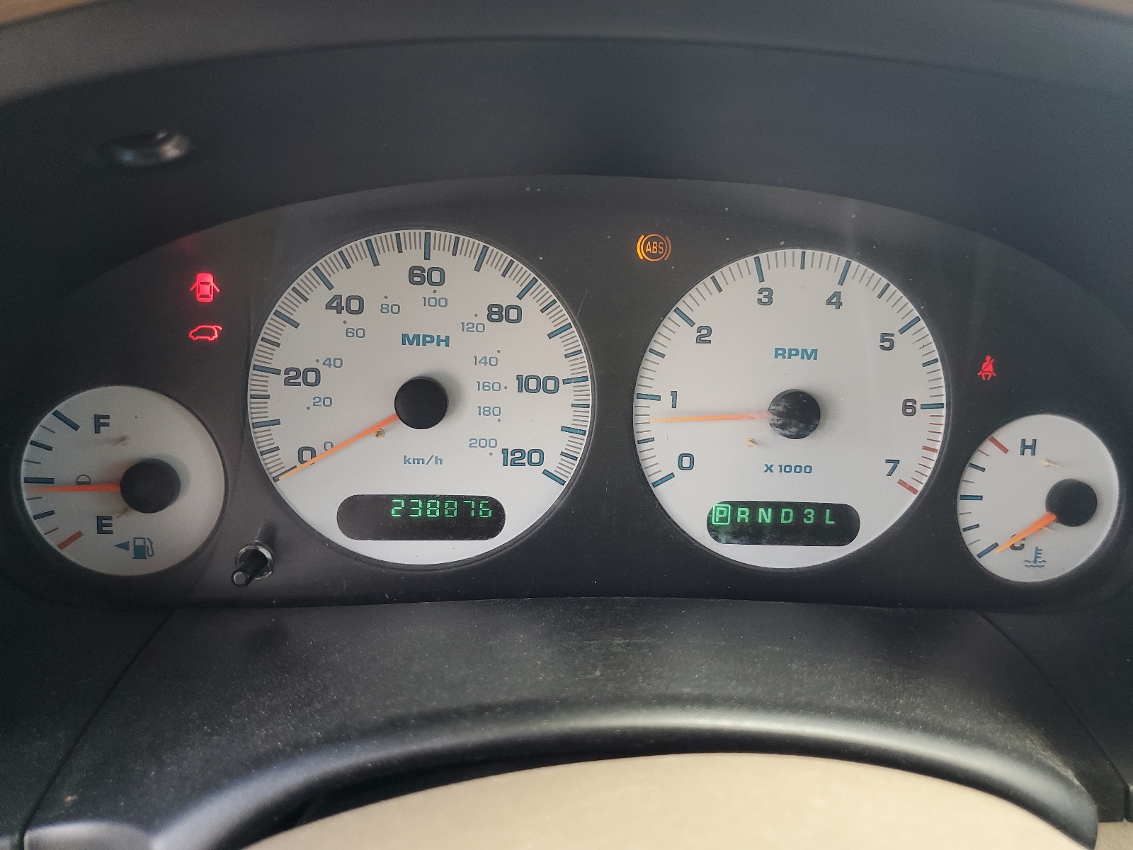 2C4GP44362R637778 2002 Chrysler Town & Country Lx